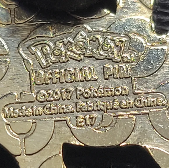 2017 Pokemon Official Pin - Picture 2 of 2